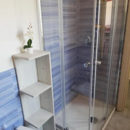 Tigellio Apartment-central-views-terrace Q6426